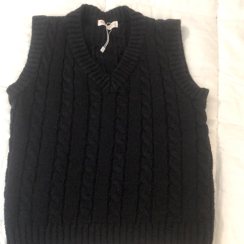Romwe sweater vest navy blue